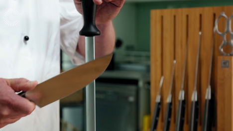 How to sharpen a knife