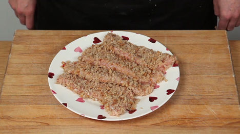 How to crumb meat or fish