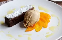 Cardamom and orange brownies with candied orange 