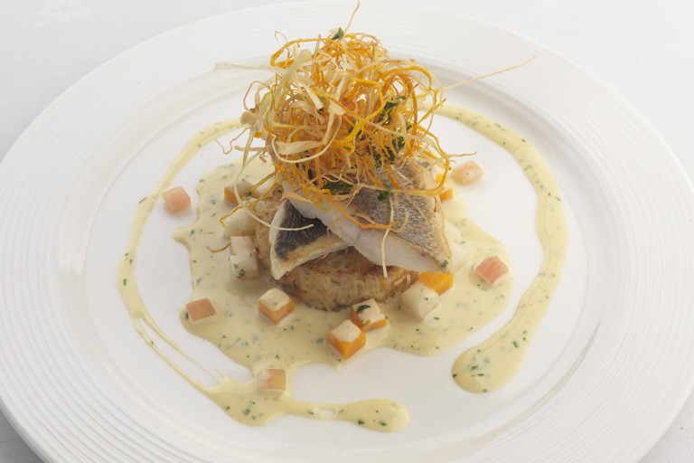 Fillet of sea bass with coriander and vanilla sauce