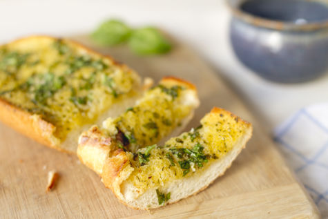 How to make garlic bread