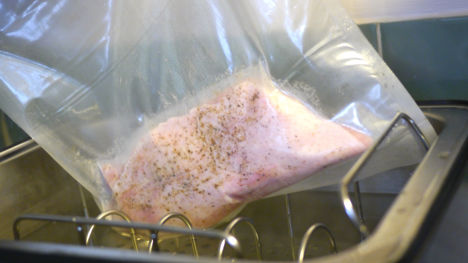 How to poach chicken breast sous vide