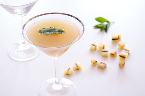 Barbecued pineapple mojito royale