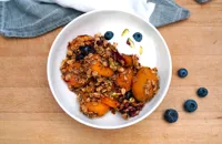 Apricot, blueberry and pistachio breakfast crumble