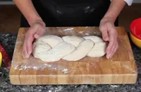 How to plait bread