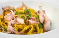 Tagliolini with squid and courgette flowers