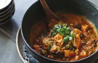 Red butternut squash curry with mushrooms and spinach