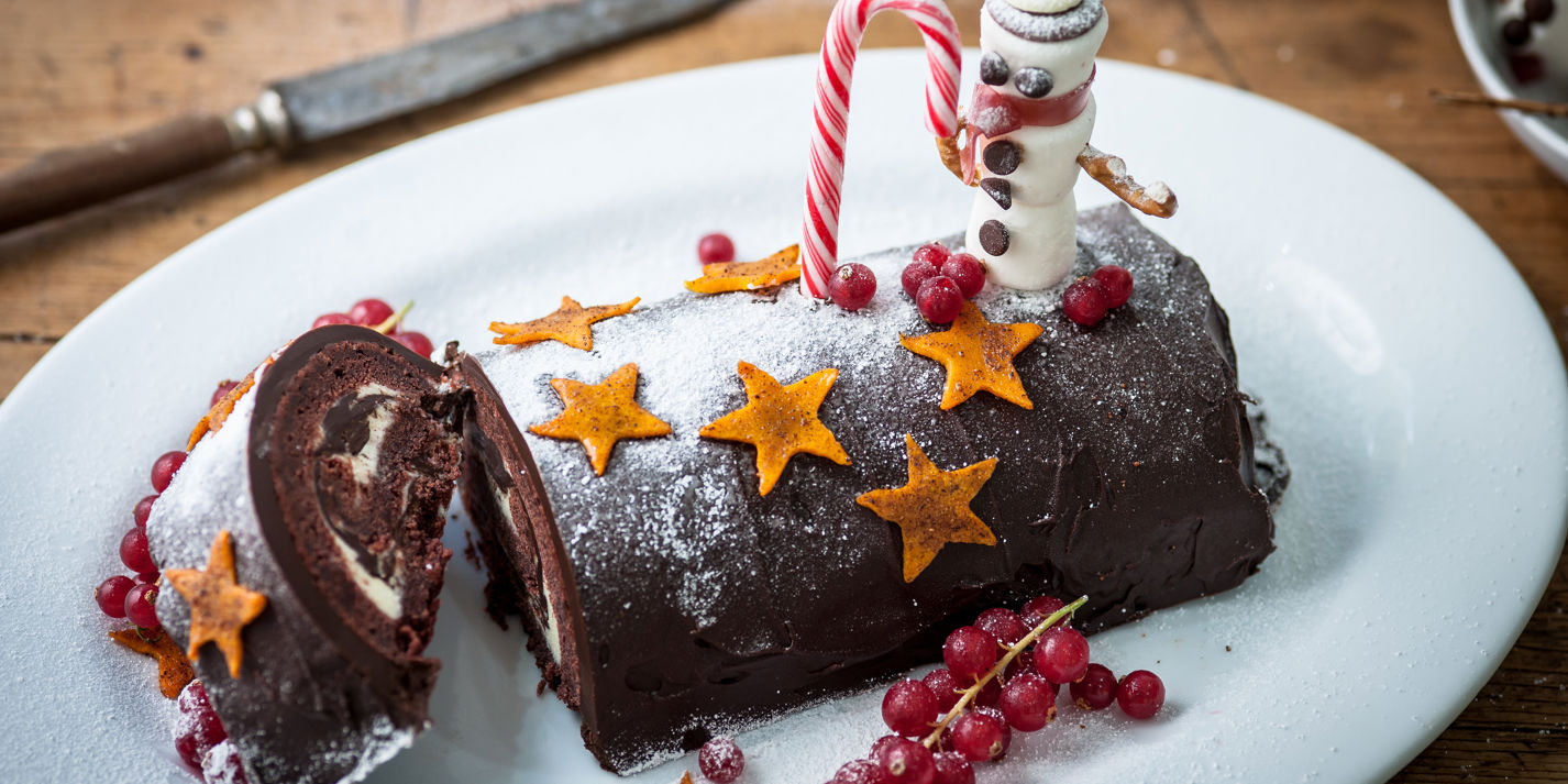 North Pole Christmas Cake Recipe - Great British Chefs