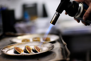 How to use a blowtorch