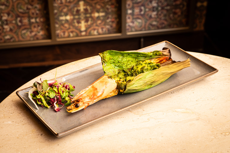 Green peppercorn prawn