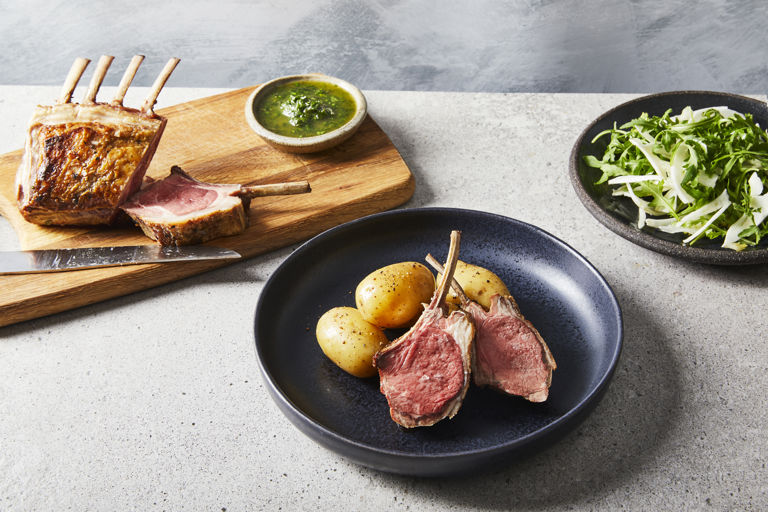 Lamb cutlets with herb sauce, fennel salad and Ratte potatoes