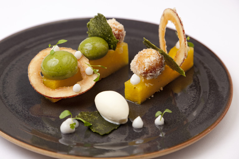 Thai green curried pineapple