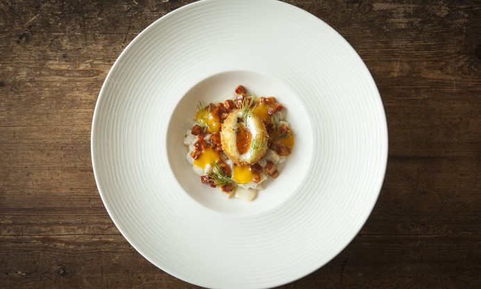 Crispy Poached Egg With Chorizo Jam And Raw Scallops Recipe Great British Chefs 7973