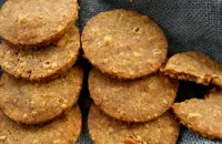Stilton and walnut biscuits