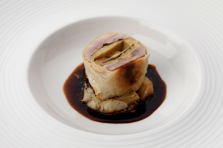 Quail strudel with truffle