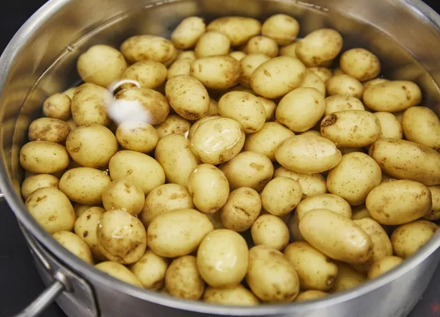 Boiled Baby Potatoes - Daily Appetite