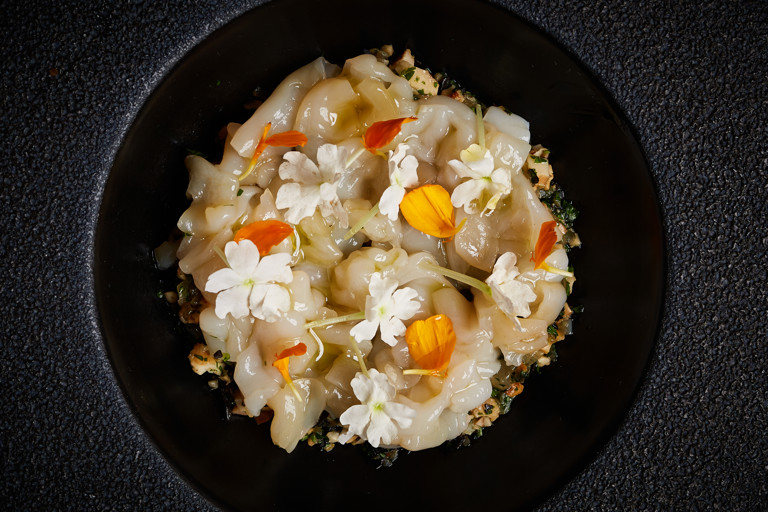 Razor clams with duxelles 