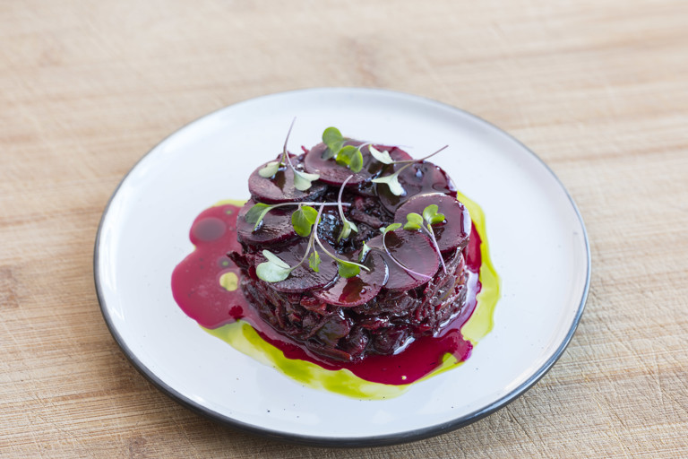 Fermented beetroot with blackberries, seaweed and hazelnuts