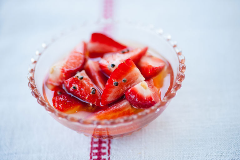 Cardamom strawberries