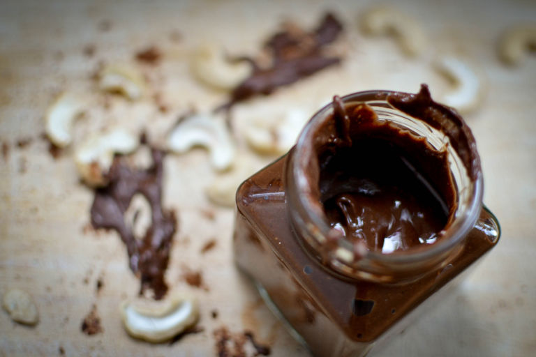 Chocolate and roasted cashew nut butter