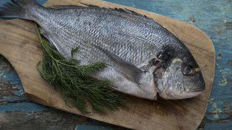 How to fillet a round fish