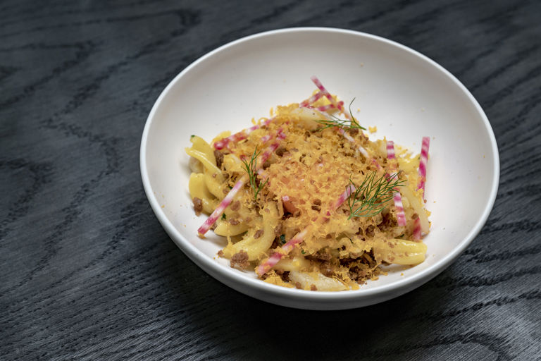 Smoked eel carbonara
