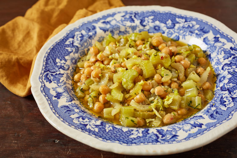 Quick braised celery and chicpeas