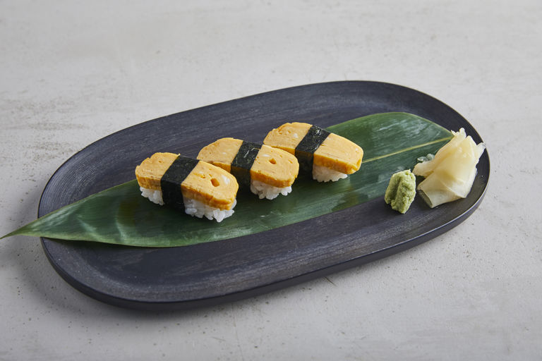 Tamago nigiri
