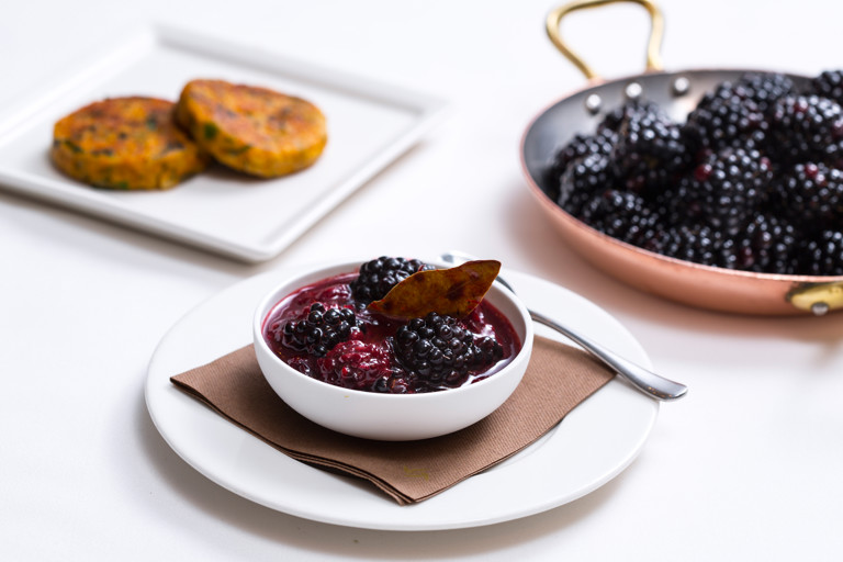 Spicy blackberry chutney