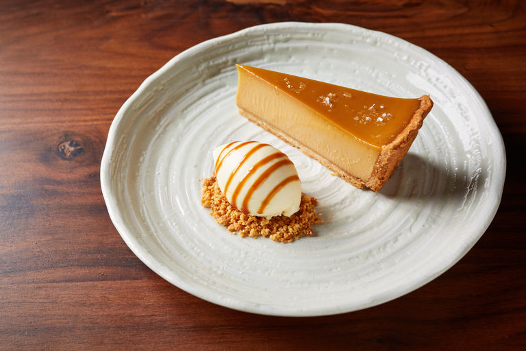 Chelsea tart with milk ice cream and pastry crumble
