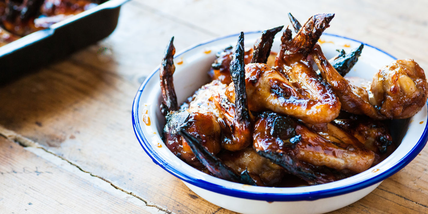 Sticky chicken wings