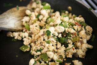 How to scramble tofu