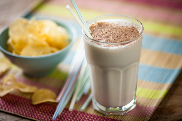 Winter-spiced banana smoothie
