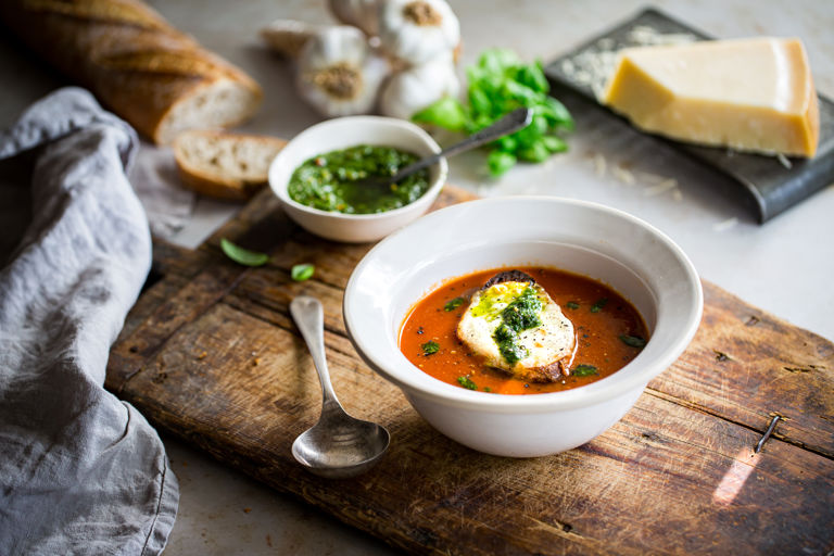 Tomato soup with pesto and mozzarella toast