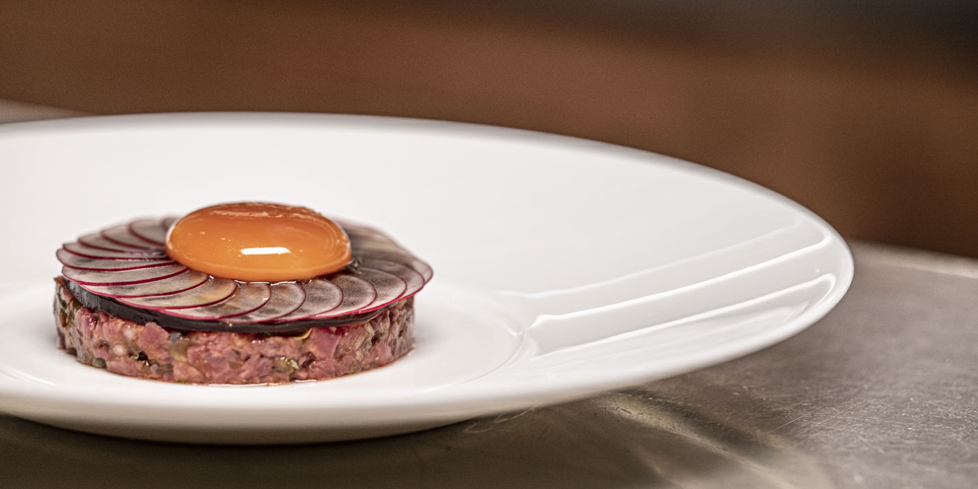 Beef Tartare Recipe With Oxtail Jelly and Confit Egg Yolk - Great ...