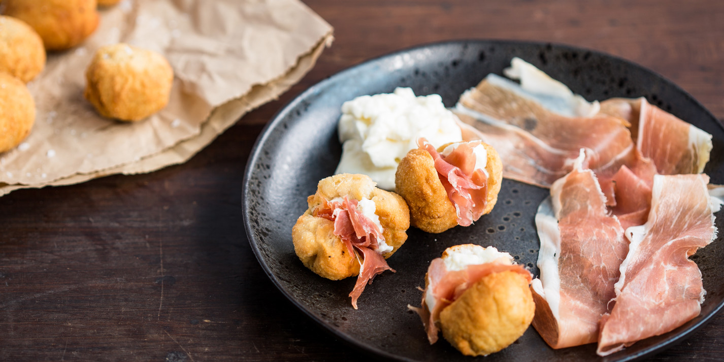 Coccoli with stracchino and prosciutto crudo-image