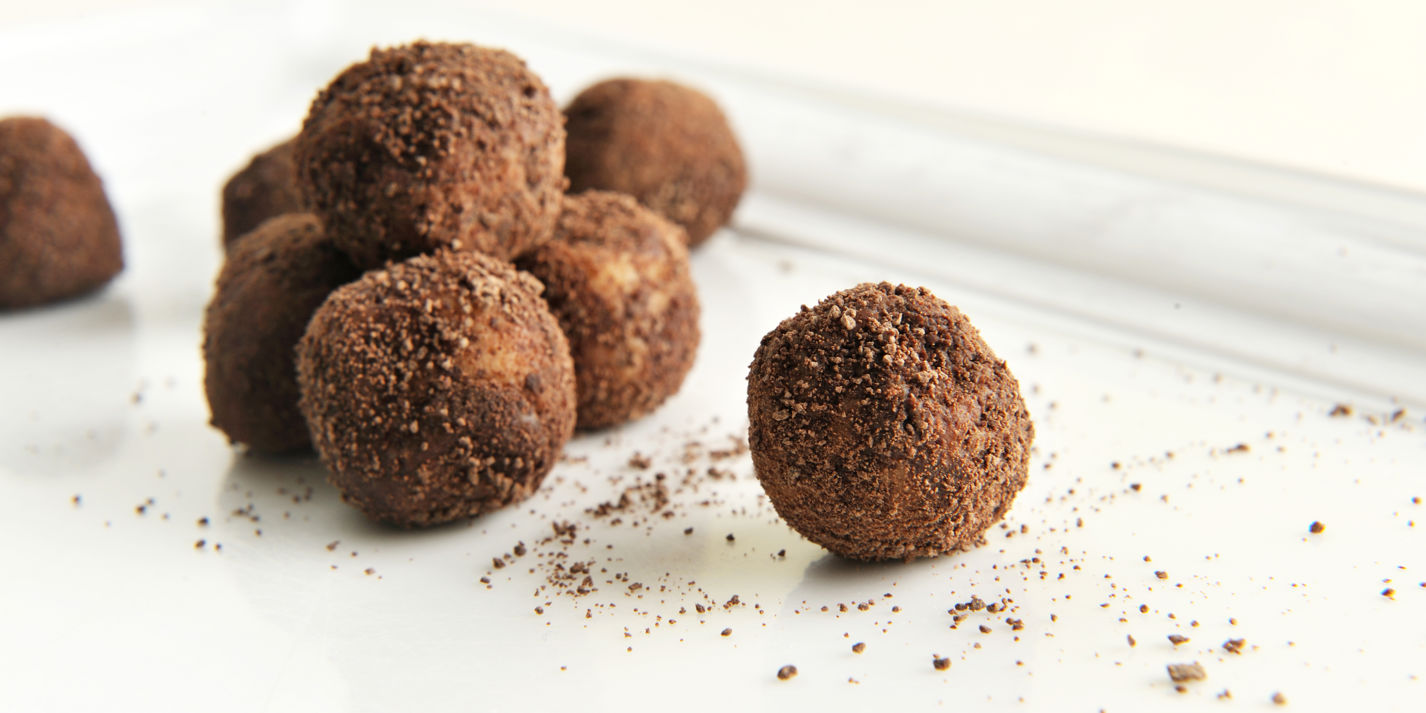 White Chocolate & Tonka Bean Truffle Recipe Great British Chefs