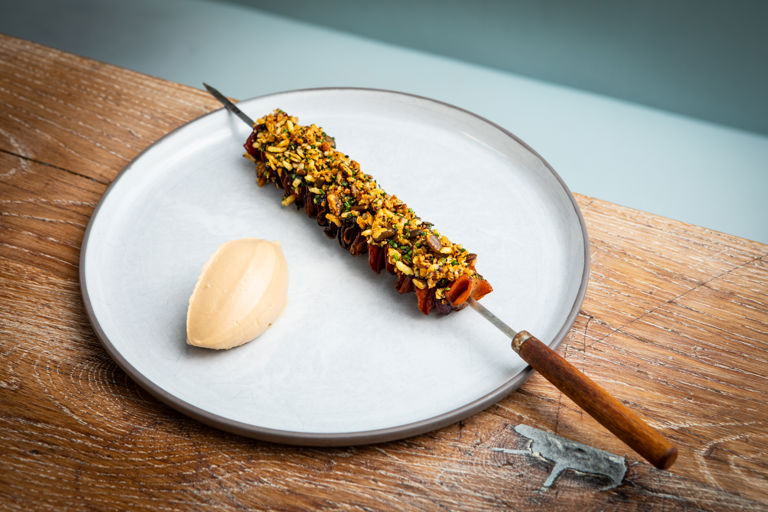 Mangal flame badgers beetroot, pumpkin seed granola and cashew nut butter recipe