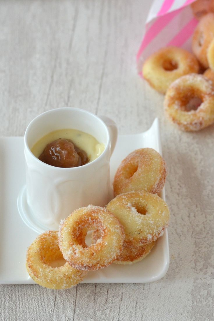 Mini baked doughnuts with rhubarb and custard dip