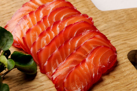 How to cure salmon