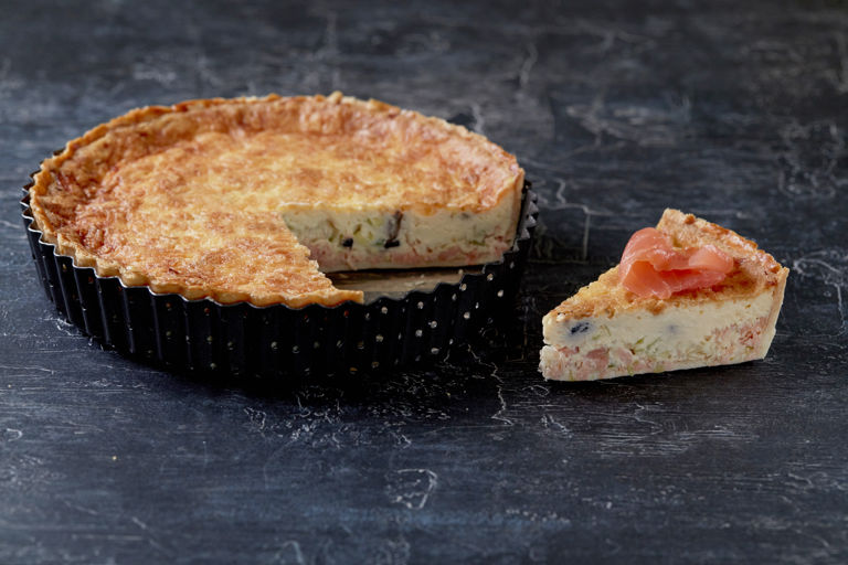 Smoked salmon and leek quiche
