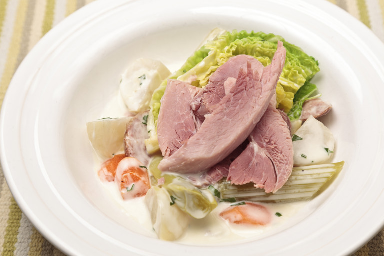 One-pot gammon with braised vegetables
