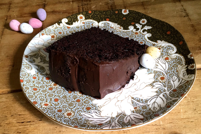 One-bowl chocolate Easter cake