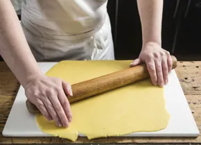 Roll the marzipan out to a thickness of about 1cm