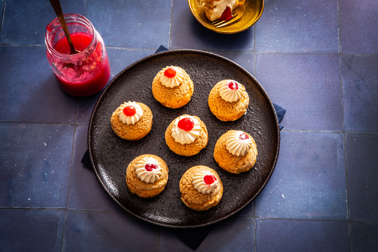 Rhubarb and custard choux buns