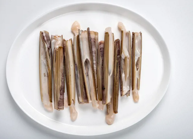 How to cook razor clams sous vide