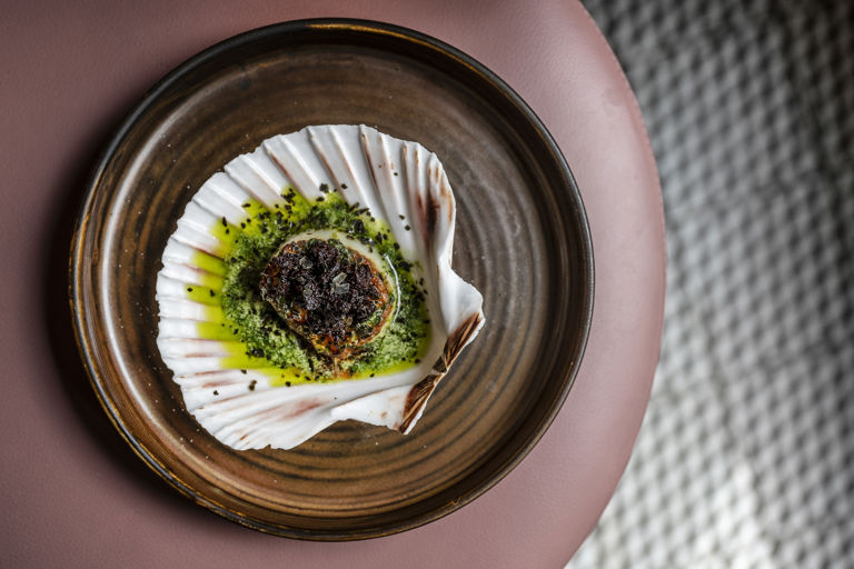 Lasooni scallop with Goan sausage and seaweed