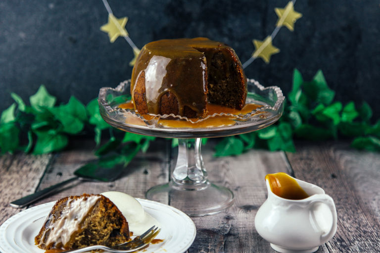 Gingerbread pudding with toffee sauce