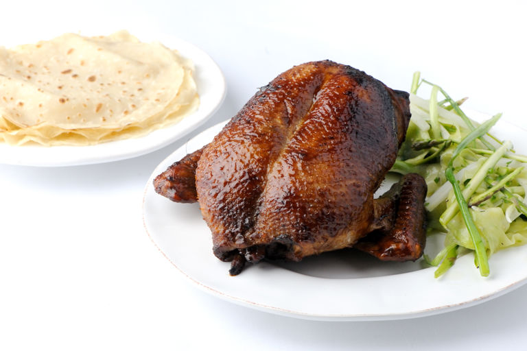 Aromatic duck with asparagus and cucumber salad