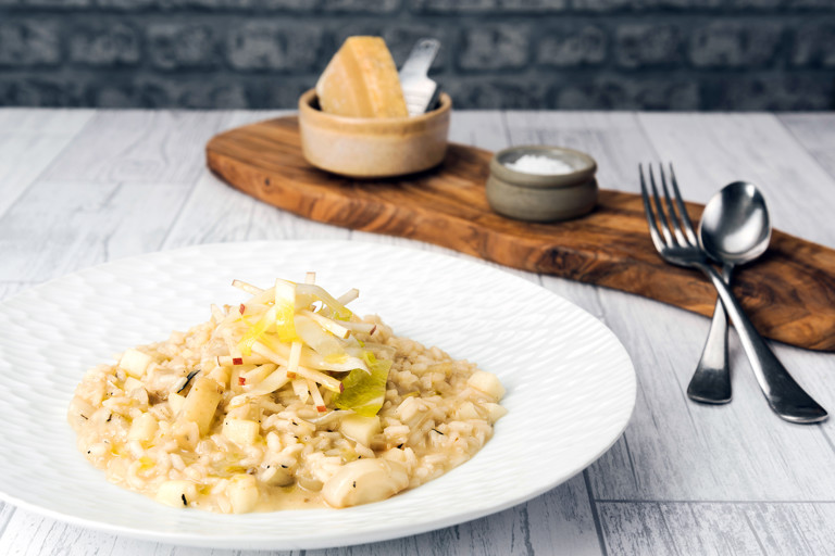 Apple and chicory risotto